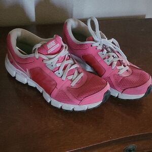 Nike Women's Athletic Shoes in Pink and White